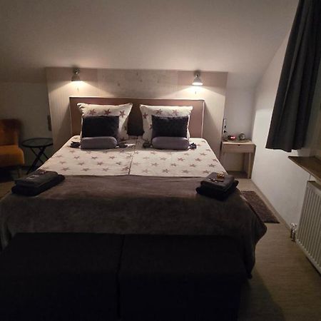 Bed & Breakfast Ravelin Рес Экстерьер фото